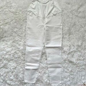 New with tags, NWT, size 27, white over the belly maternity jeans